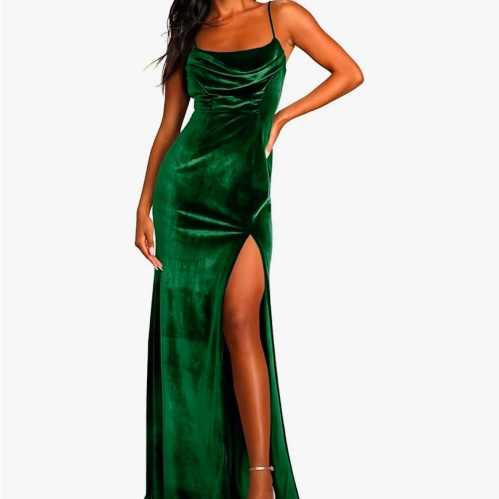 Emerald green bridesmaids dress.